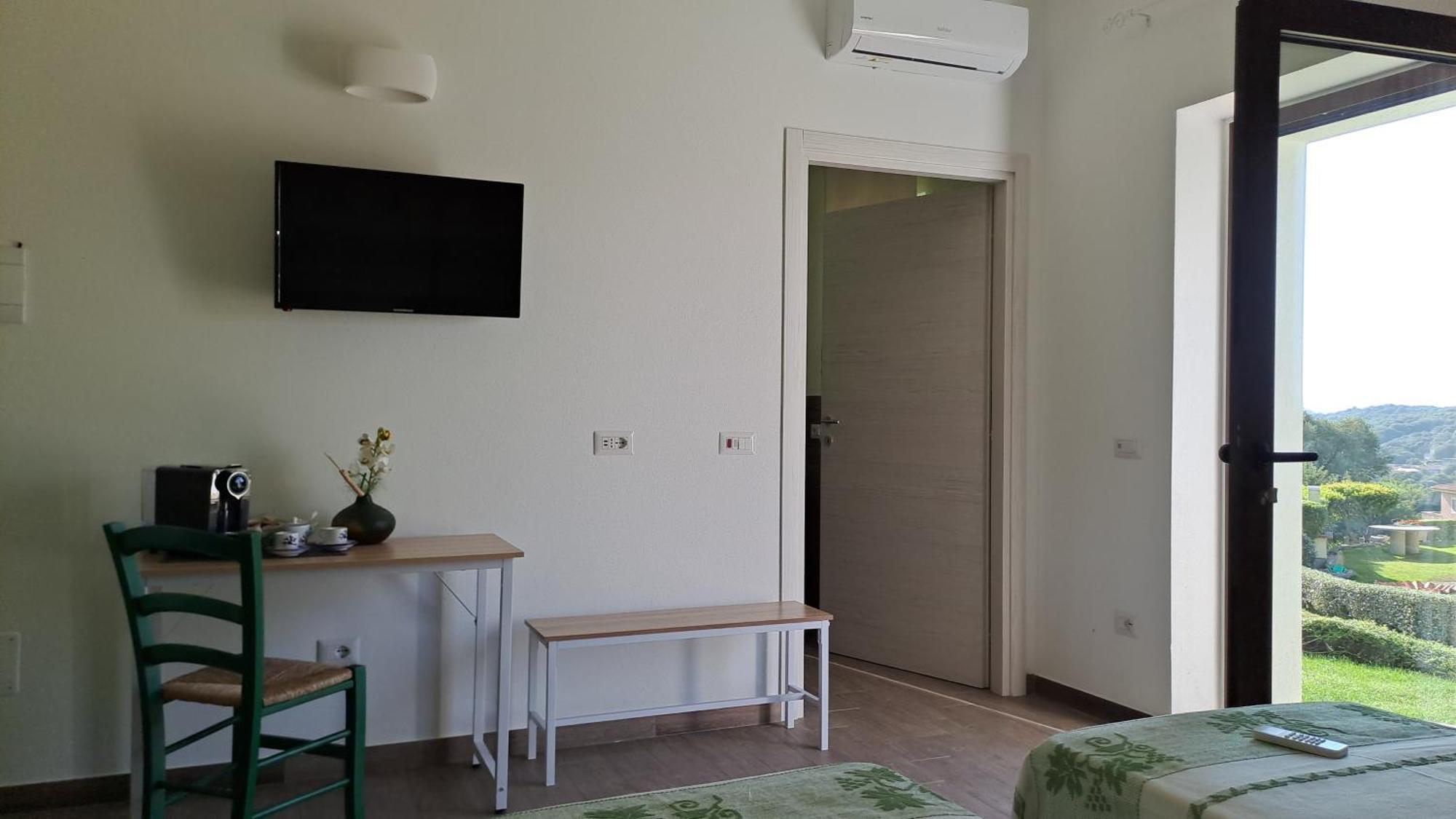 Bed and Breakfast Casa La Chintina Sant'Antonio di Gallura Exterior foto